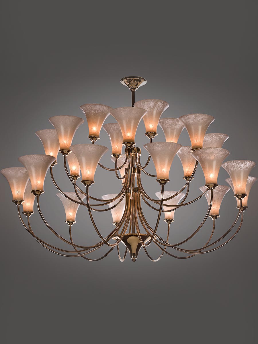 Cygne Chandelier at Lusive.com