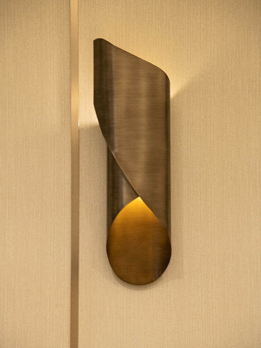 Quinn Wall Sconce at Lusive.com